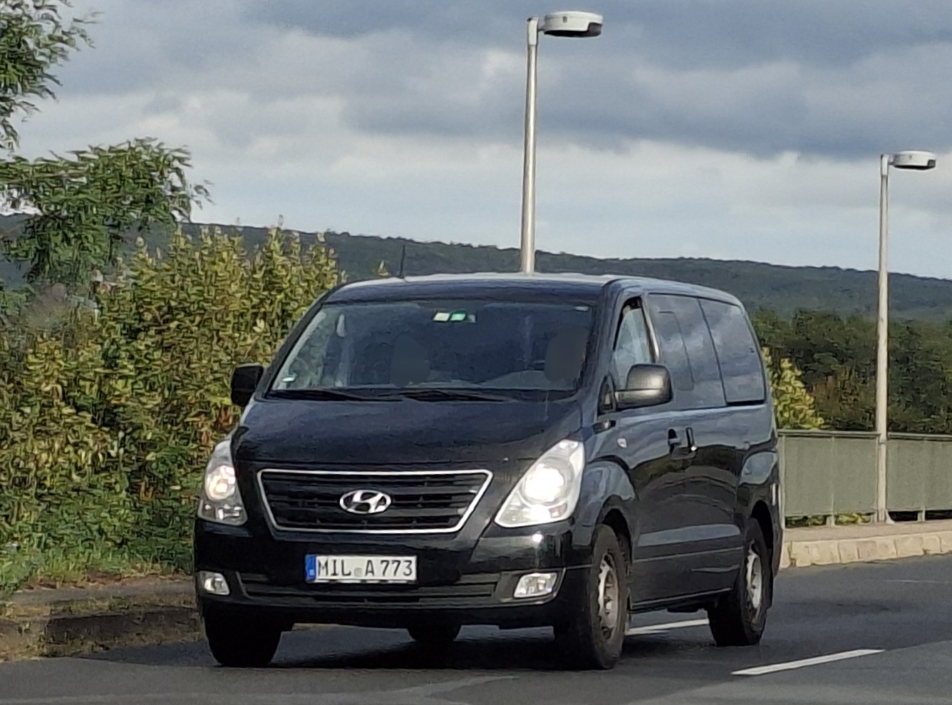 MIL A 773, Hyundai H-1 