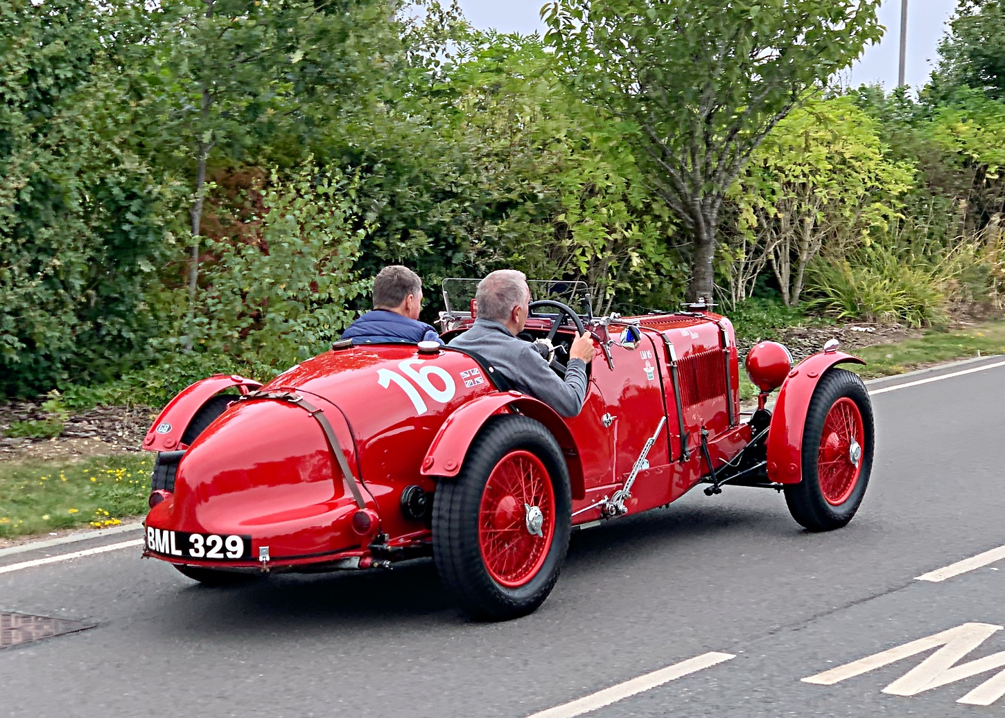 BML329, Aston Martin Ulster 