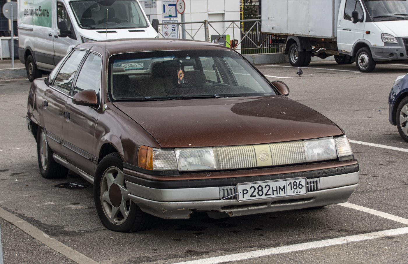 р 282 нм 186, Mercury Sable 1st gen Sedan (54; DN5), 1985–1991