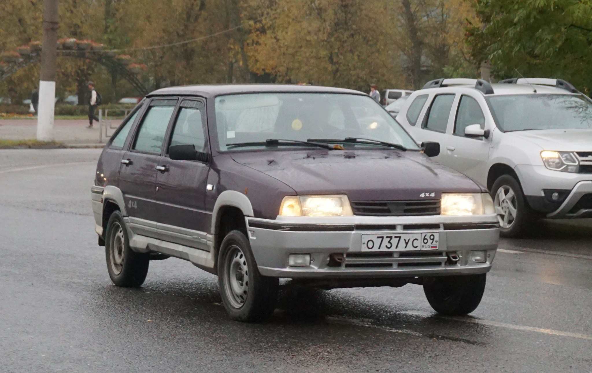 о 737 ус 69, Izh 2126 2126 Ода (Oda) 4×4, 2000–2005