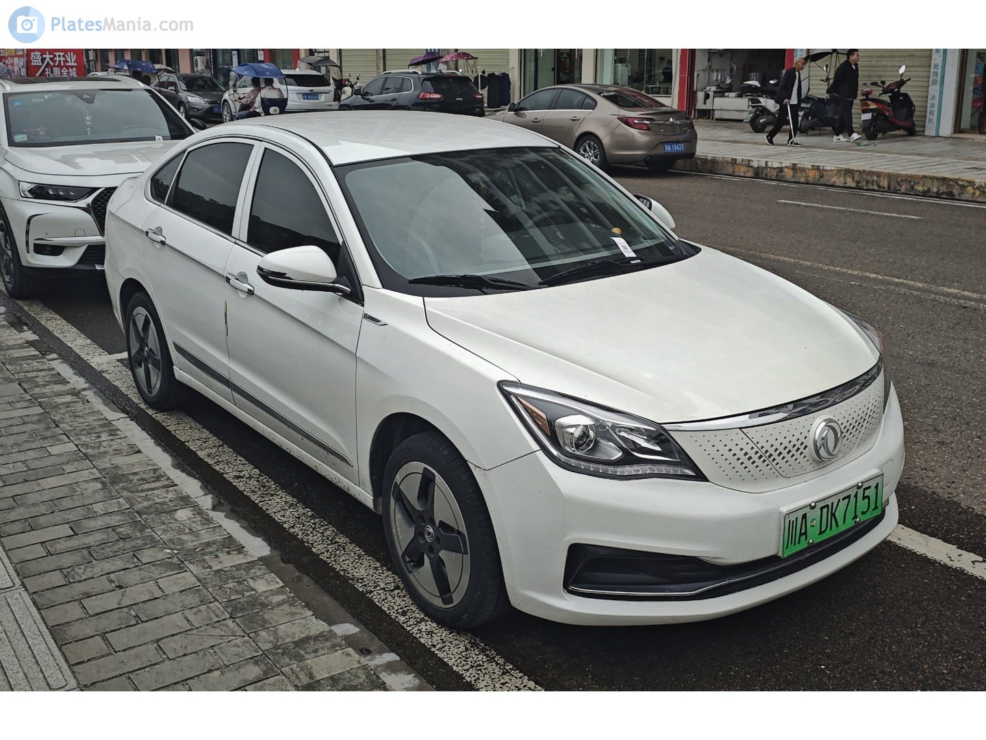 川A·DK7151, DongFeng Fengshen E70 