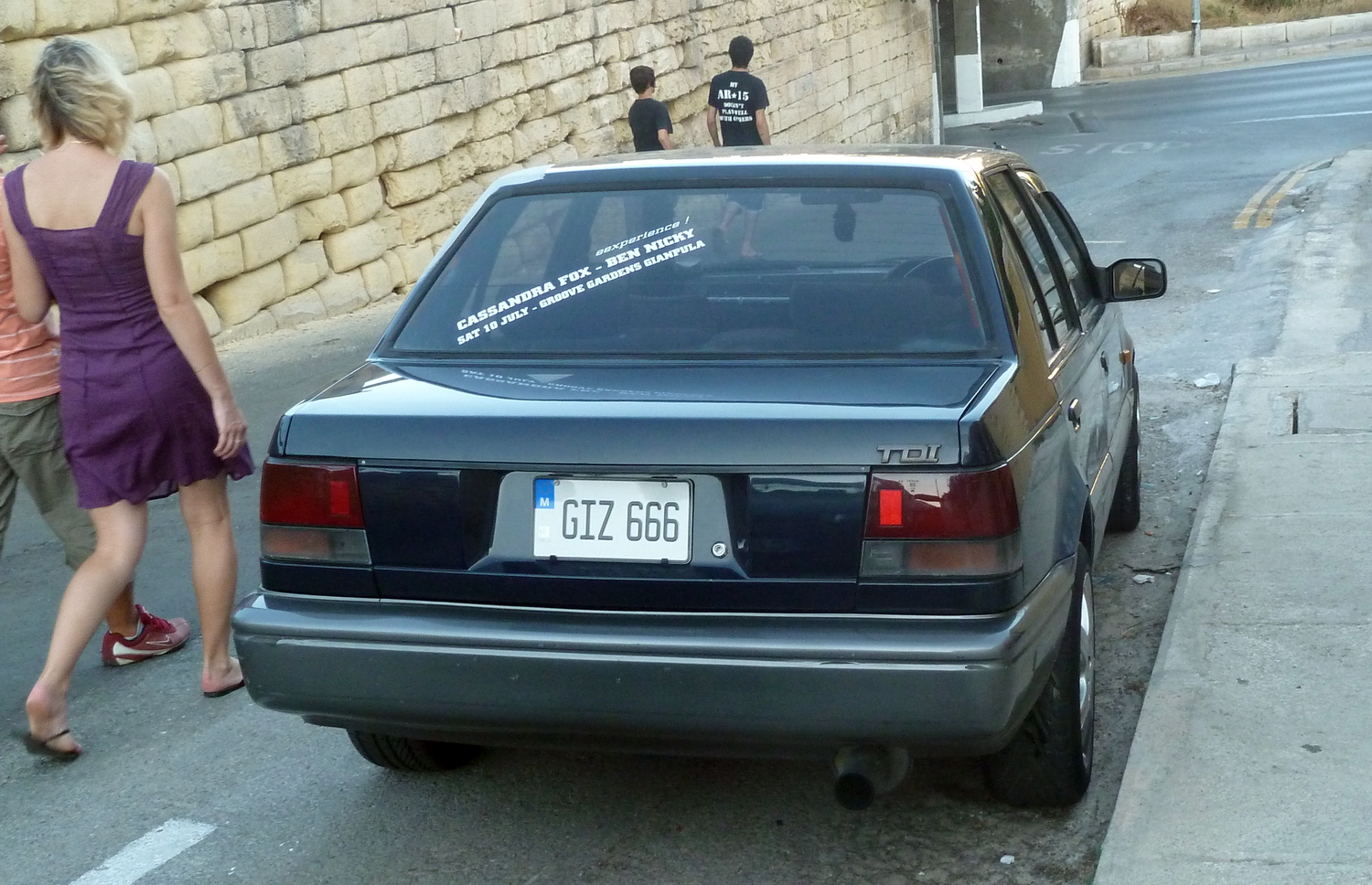 GIZ 666, Isuzu Gemini 2nd gen Sedan (JT150), 1985–1987