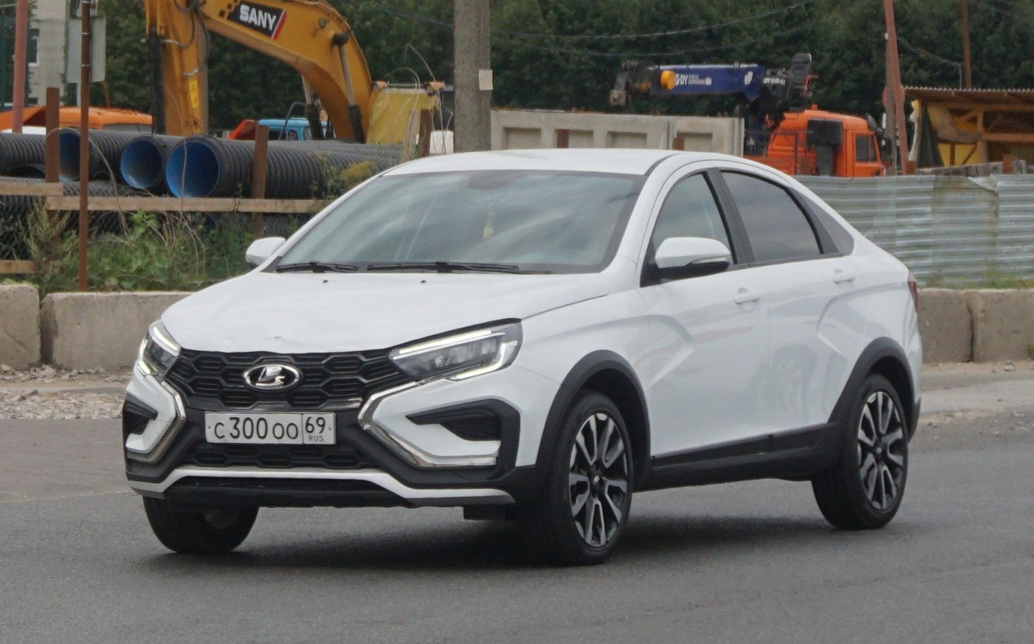 с 300 оо 69, Lada (VAZ) Vesta 1st gen Cross Sedan (GFL), facelift, 2022–