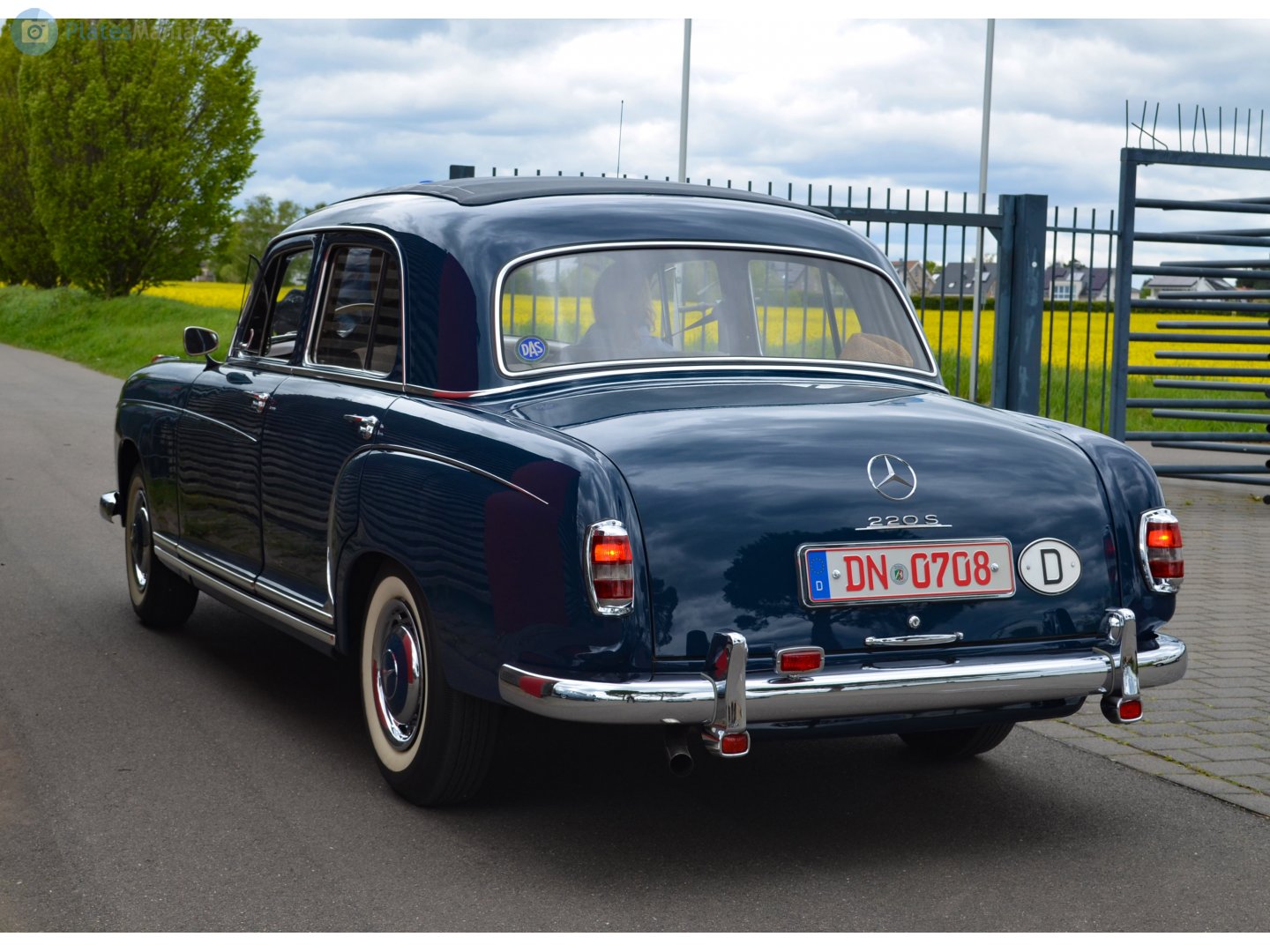 DN 0708, Mercedes-Benz Type 219/220 220SE Sedan (W128), 1958–1959