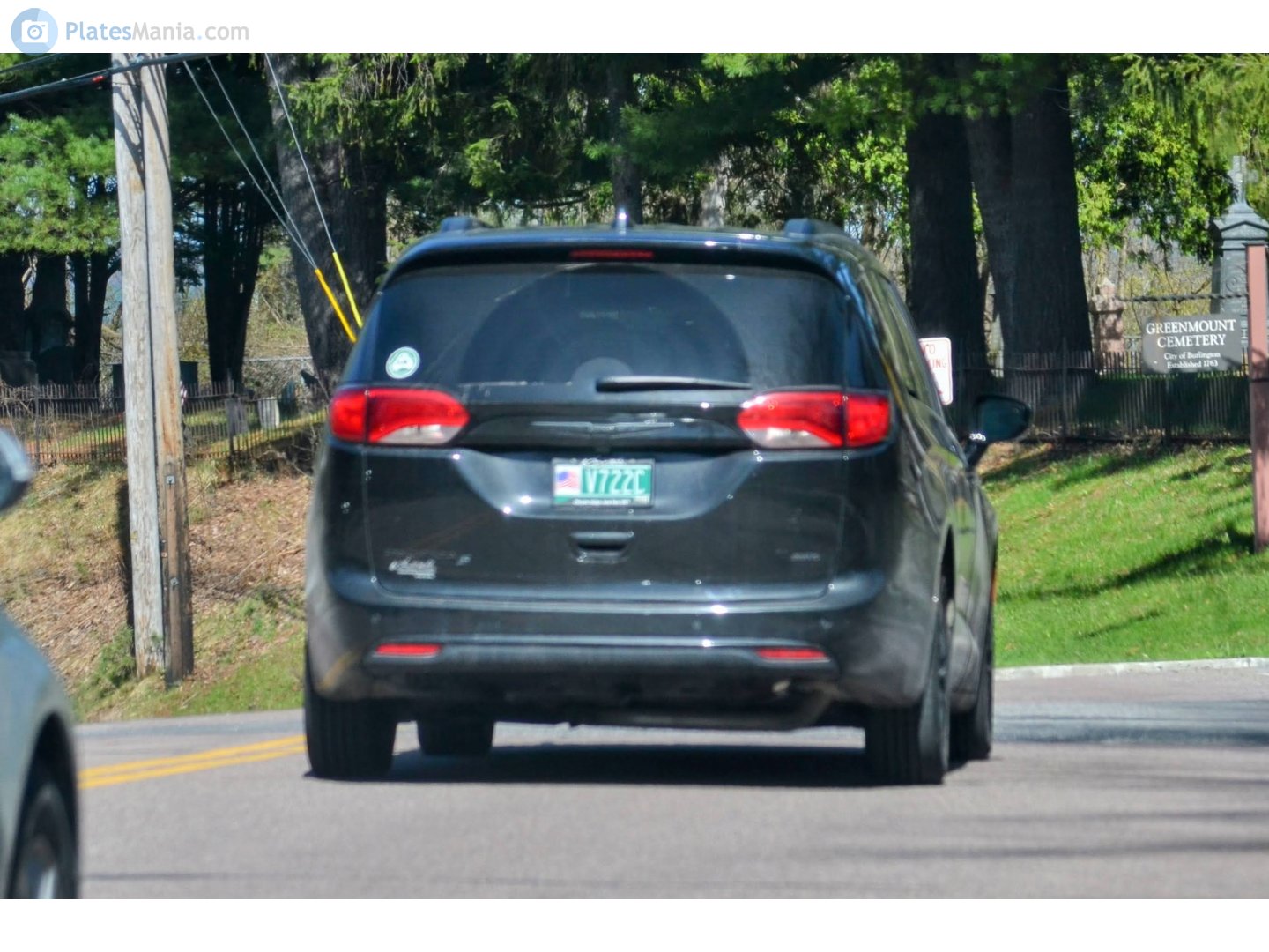 V722C, Chrysler Pacifica 2nd gen Minivan (RU), 2016–2020