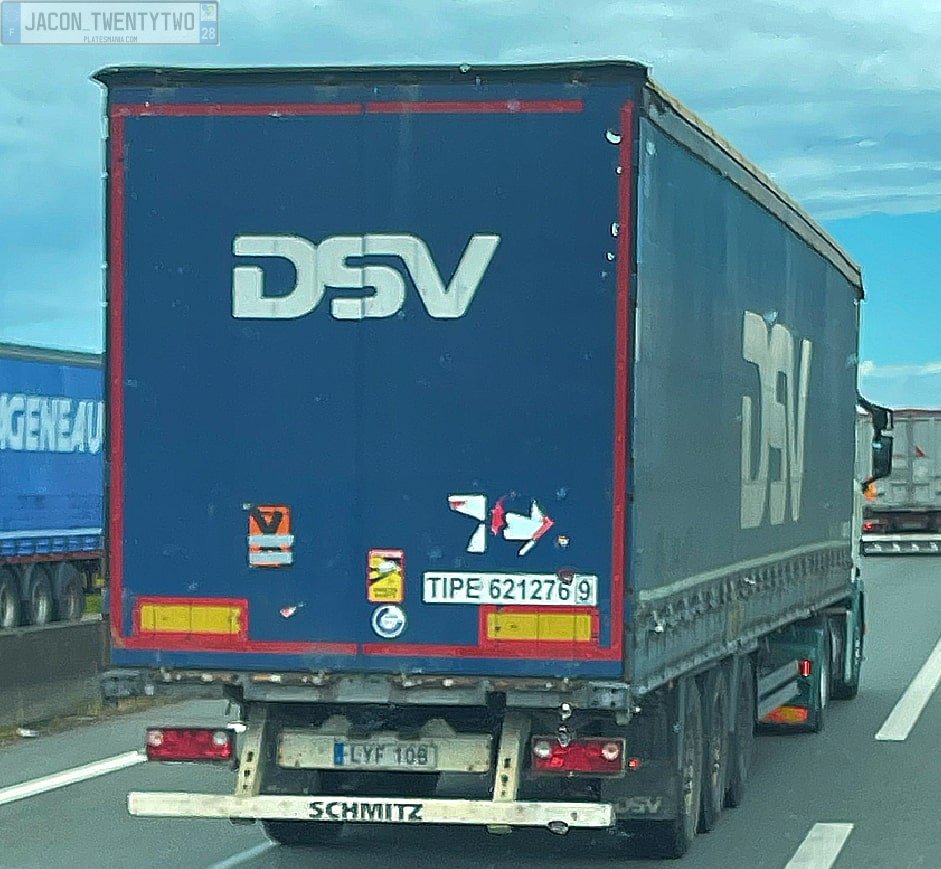 LYF 10B, Schmitz SCS 