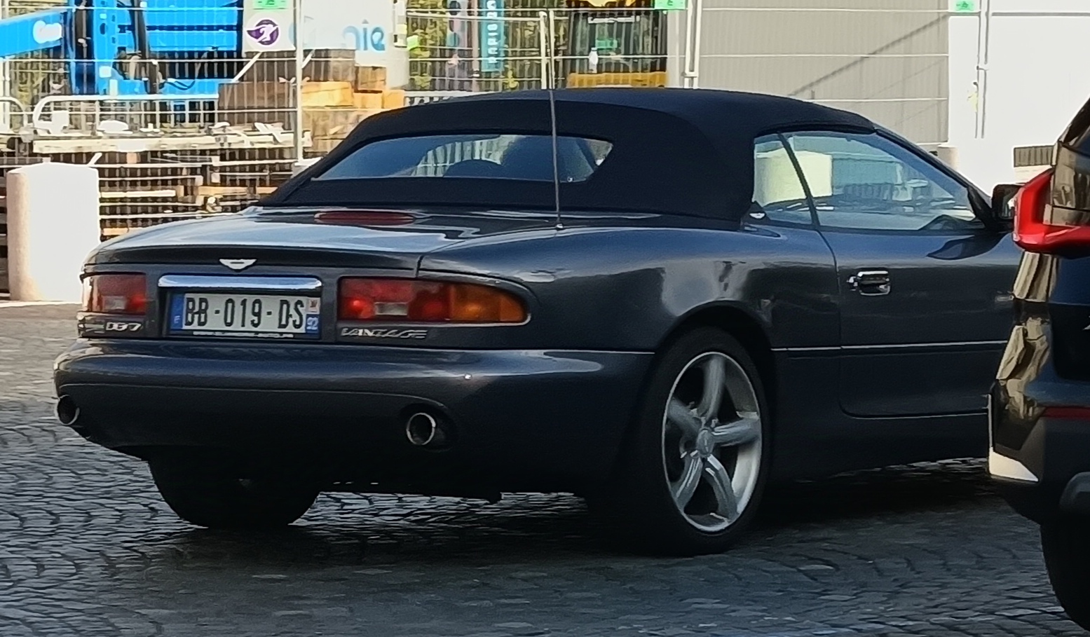BB-019-DS, Aston Martin DB7 DB7 Volante, 1996–2004