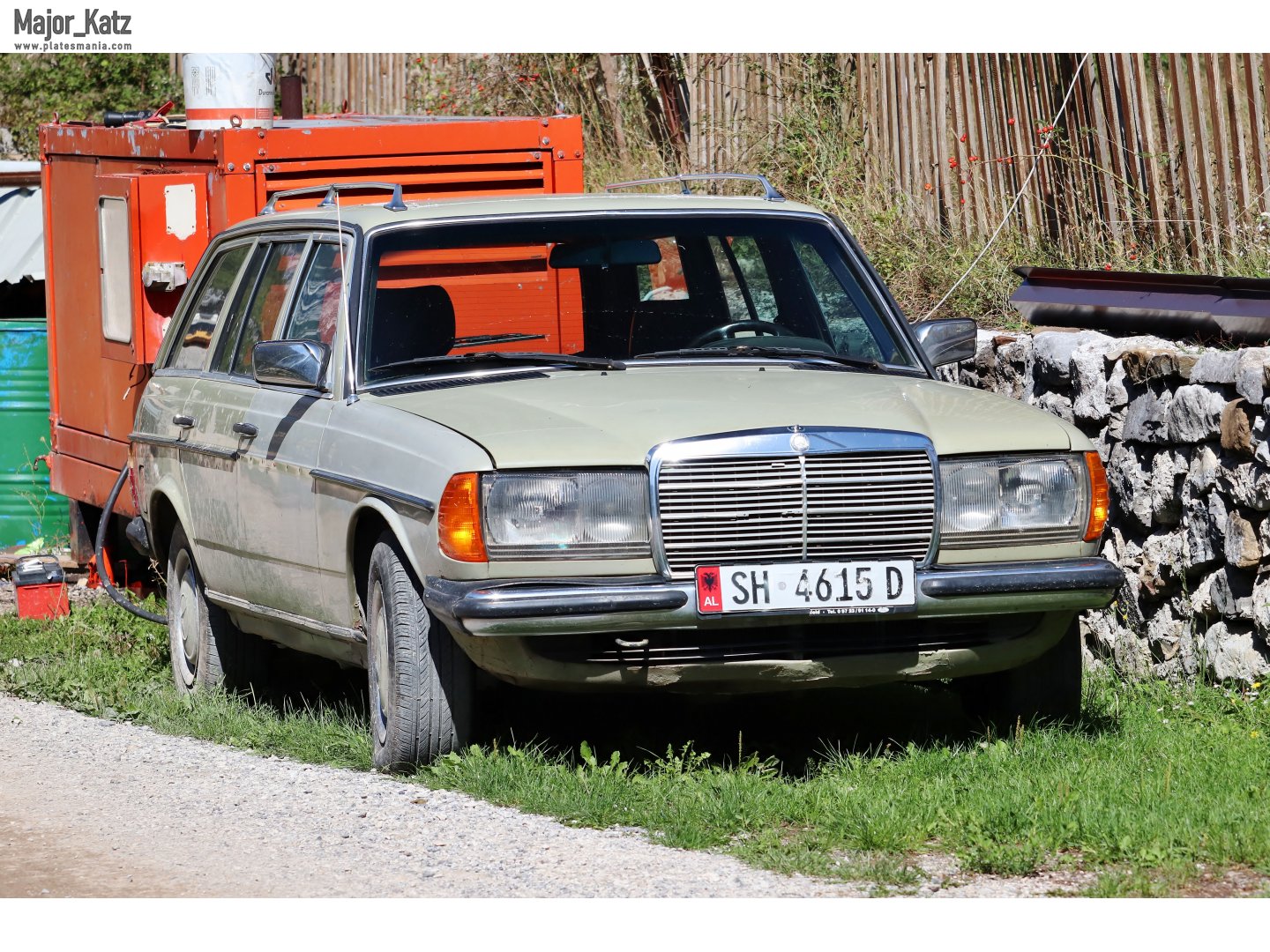 SH 4615 D, Mercedes-Benz E-Klasse 200T–300T Wagon (S123), 1975­–1986