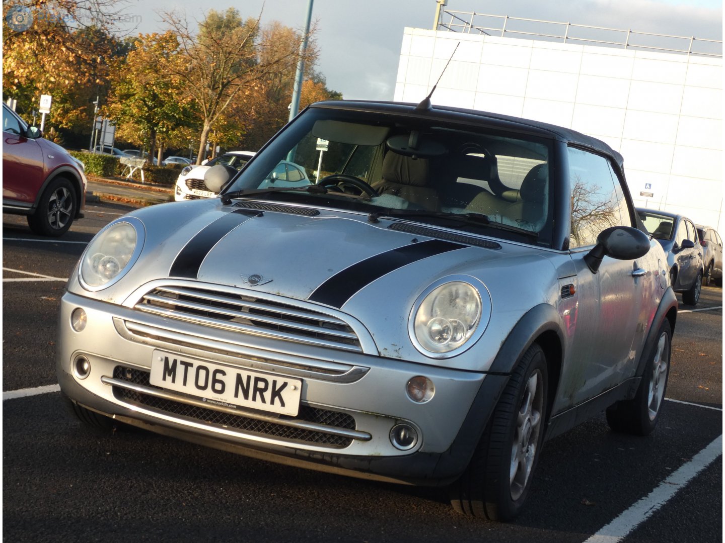 MT06NRK, MINI Convertible 1st gen (R52), 2004–2008