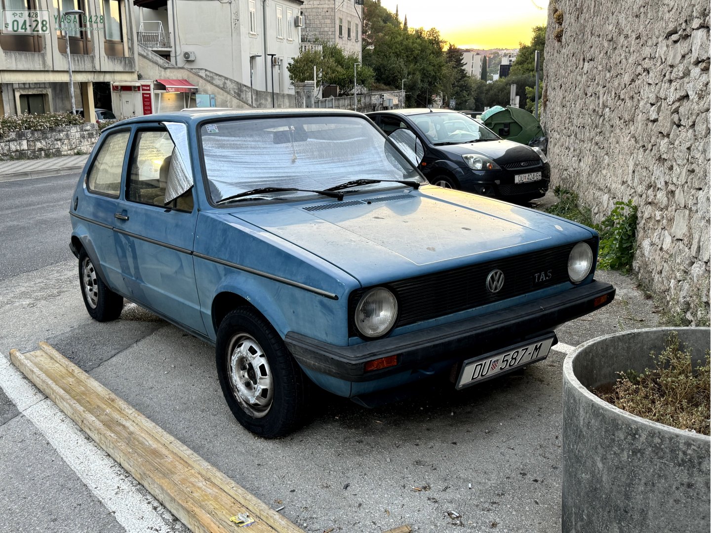 DU 587-M, Volkswagen Golf 1st gen 3-door Hatch (17), 1974–1984