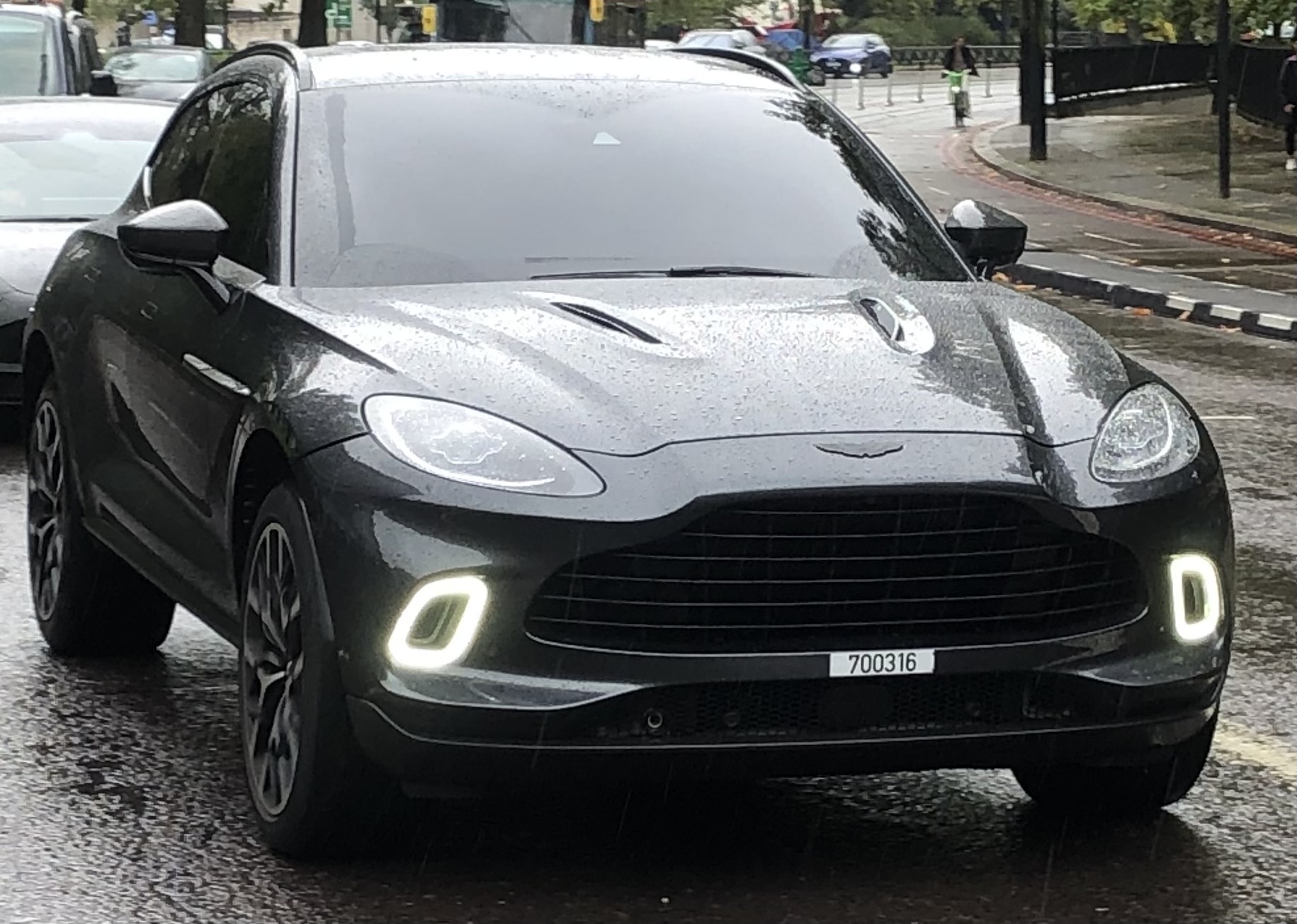 700316, Aston Martin DBX DBX, 2020–2024