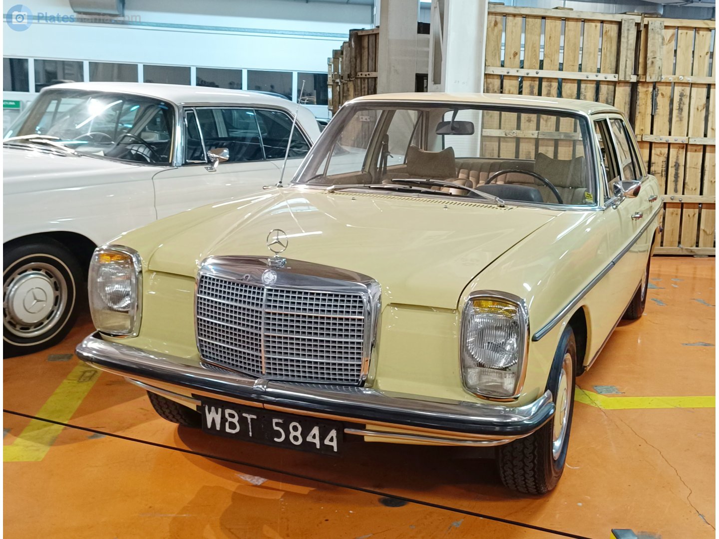 WBT 5844, Mercedes-Benz E-Klasse 200–280 Sedan (W114/W115), 1967­–1976