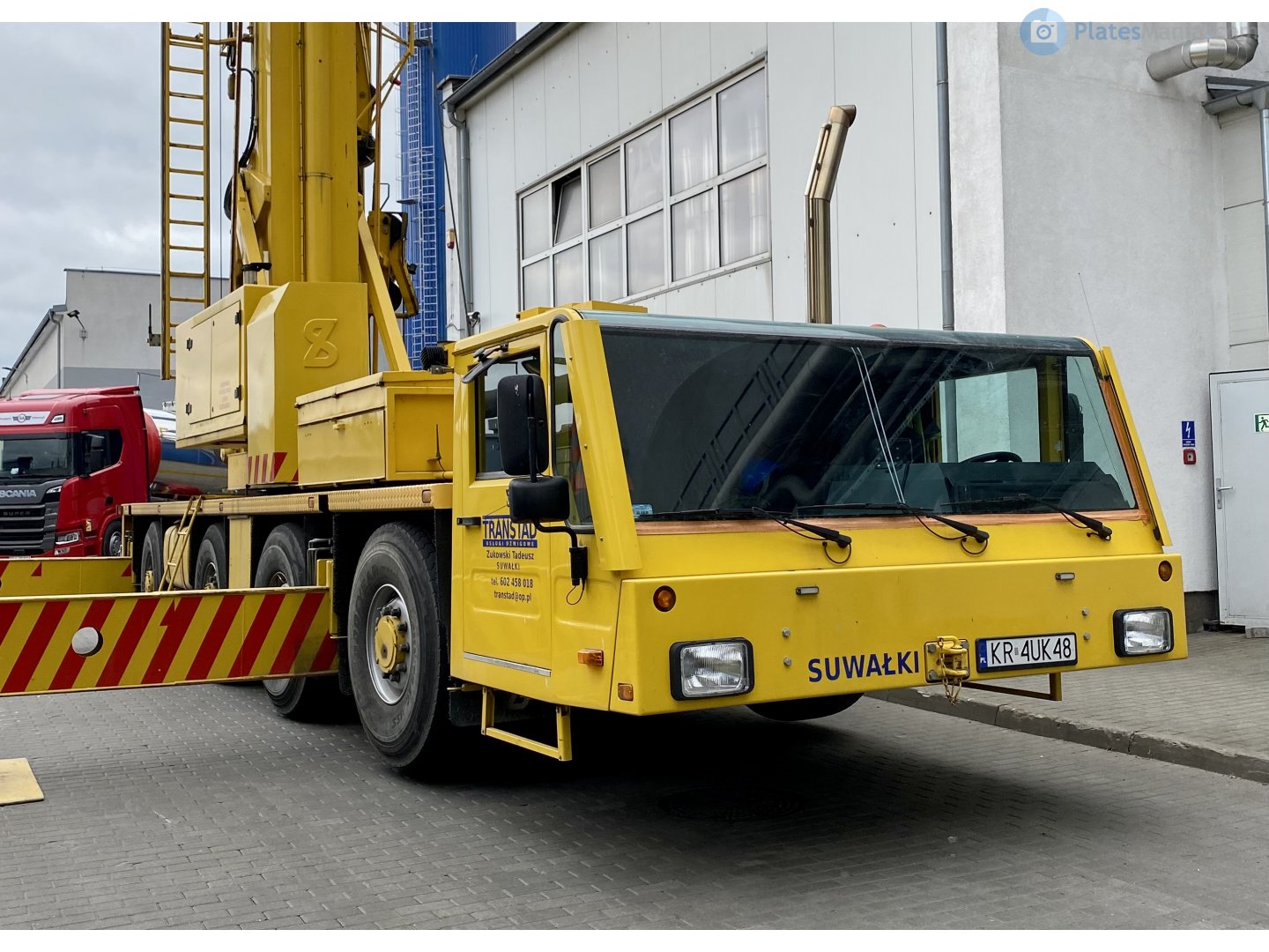 KR 4UK48, Spierings AT4 