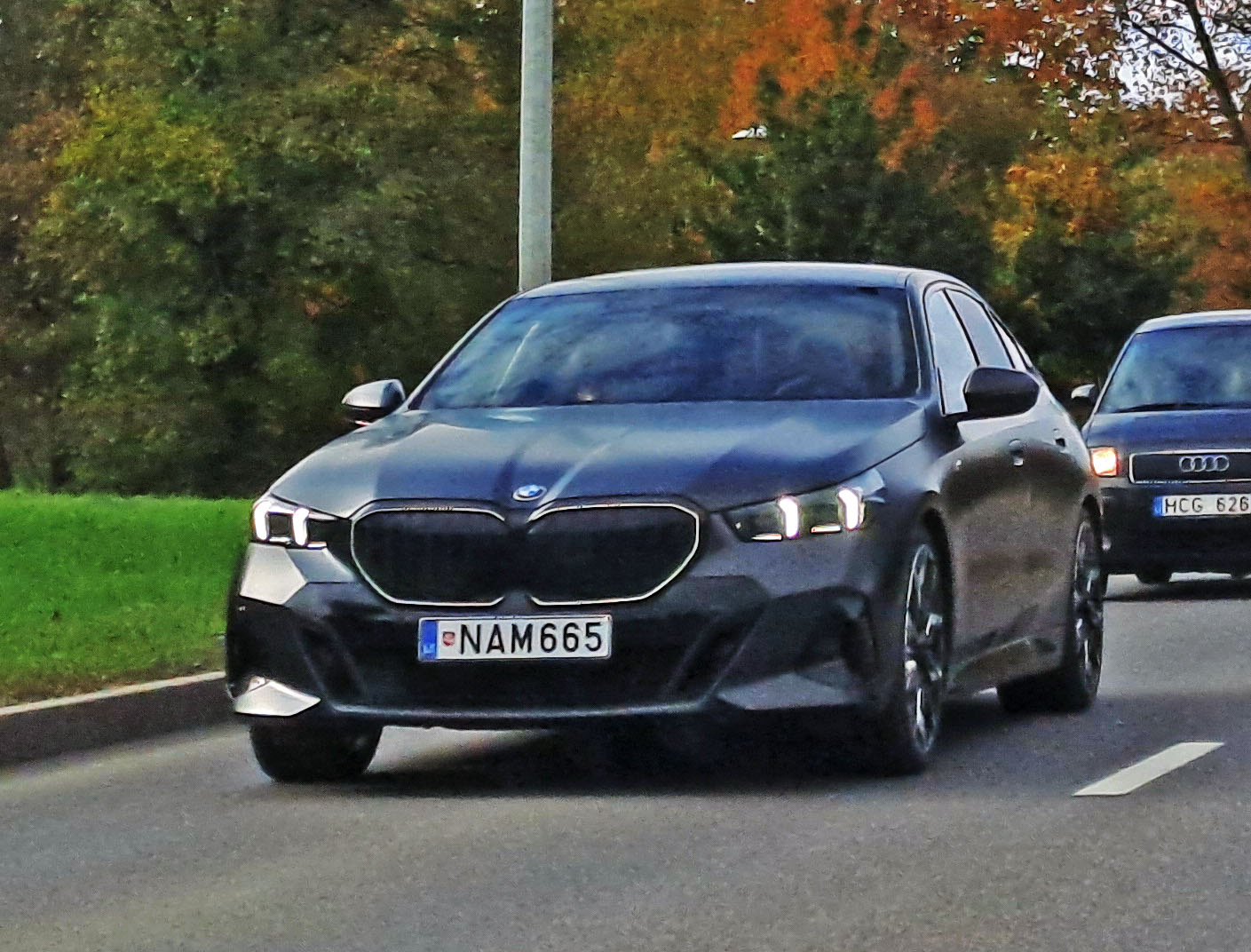 NAM 665, BMW 5 Series 8th gen Sedan (G60/G68), 2023–