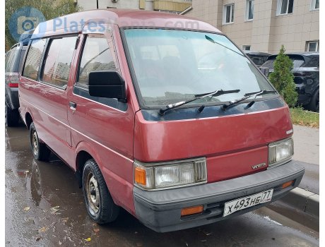 х493не77, Nissan Vanette
