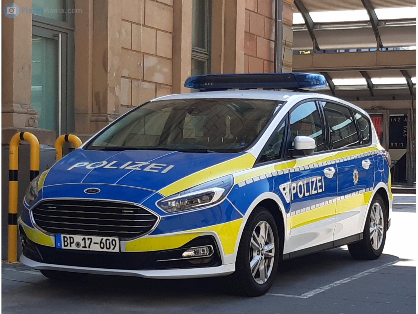 BP 17-609, Ford S-Max 2nd gen (CJ; CD539), 2015–2023