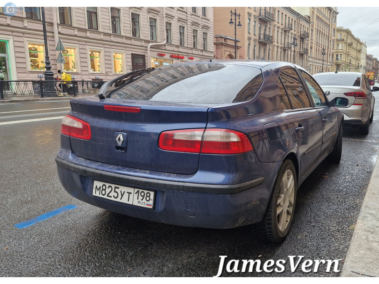 м 825 ут 198, Renault Laguna 2nd gen Liftback (X74), 2001–2005