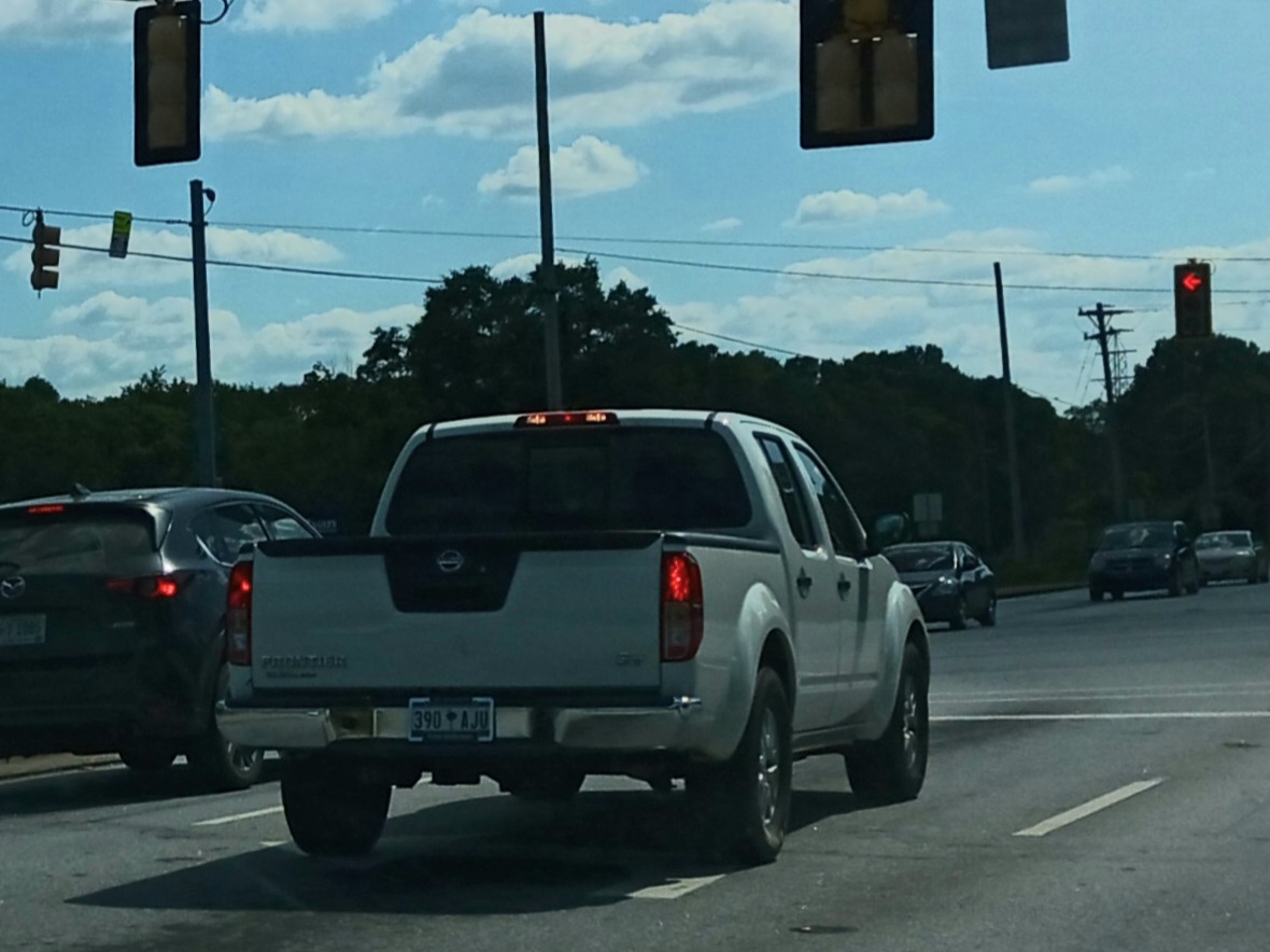 390 AJU, Nissan Frontier 2nd gen (D40), 2004–2021