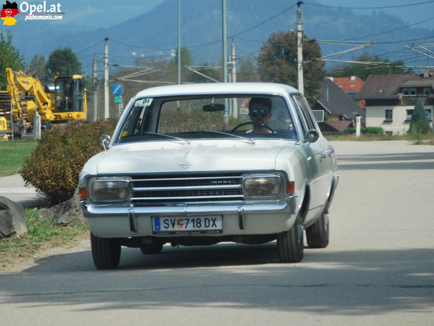 SV 718 DX, Opel Rekord 3rd gen 5-door Caravan (C), 1967–1971