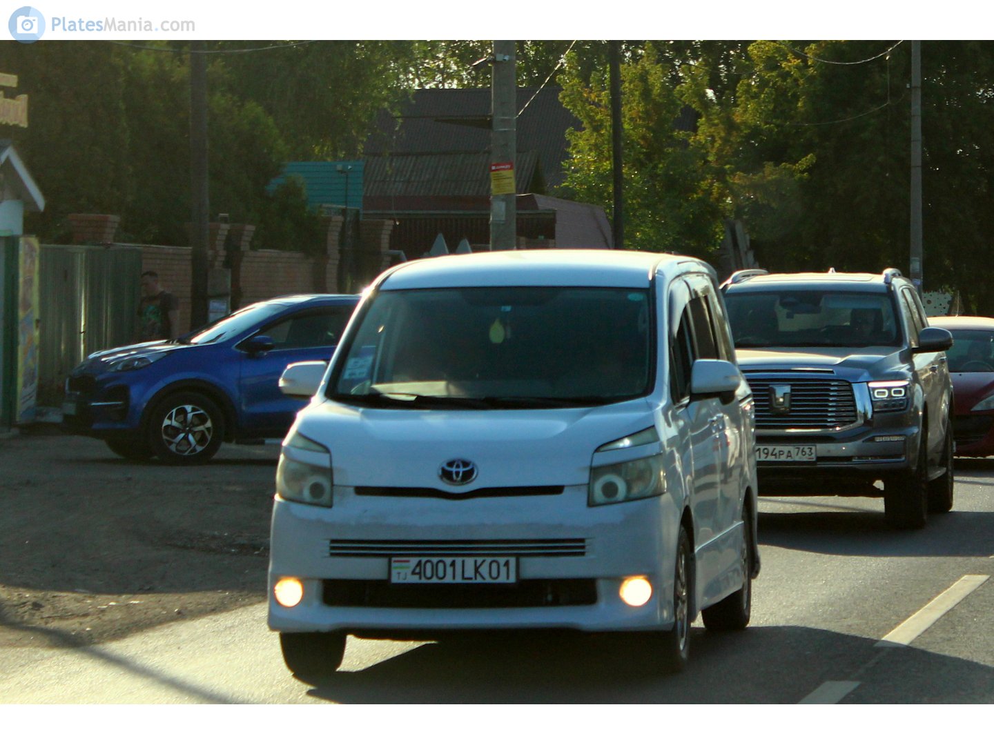 4001LK01, Toyota Voxy 2nd gen (R70), 2007–2014
