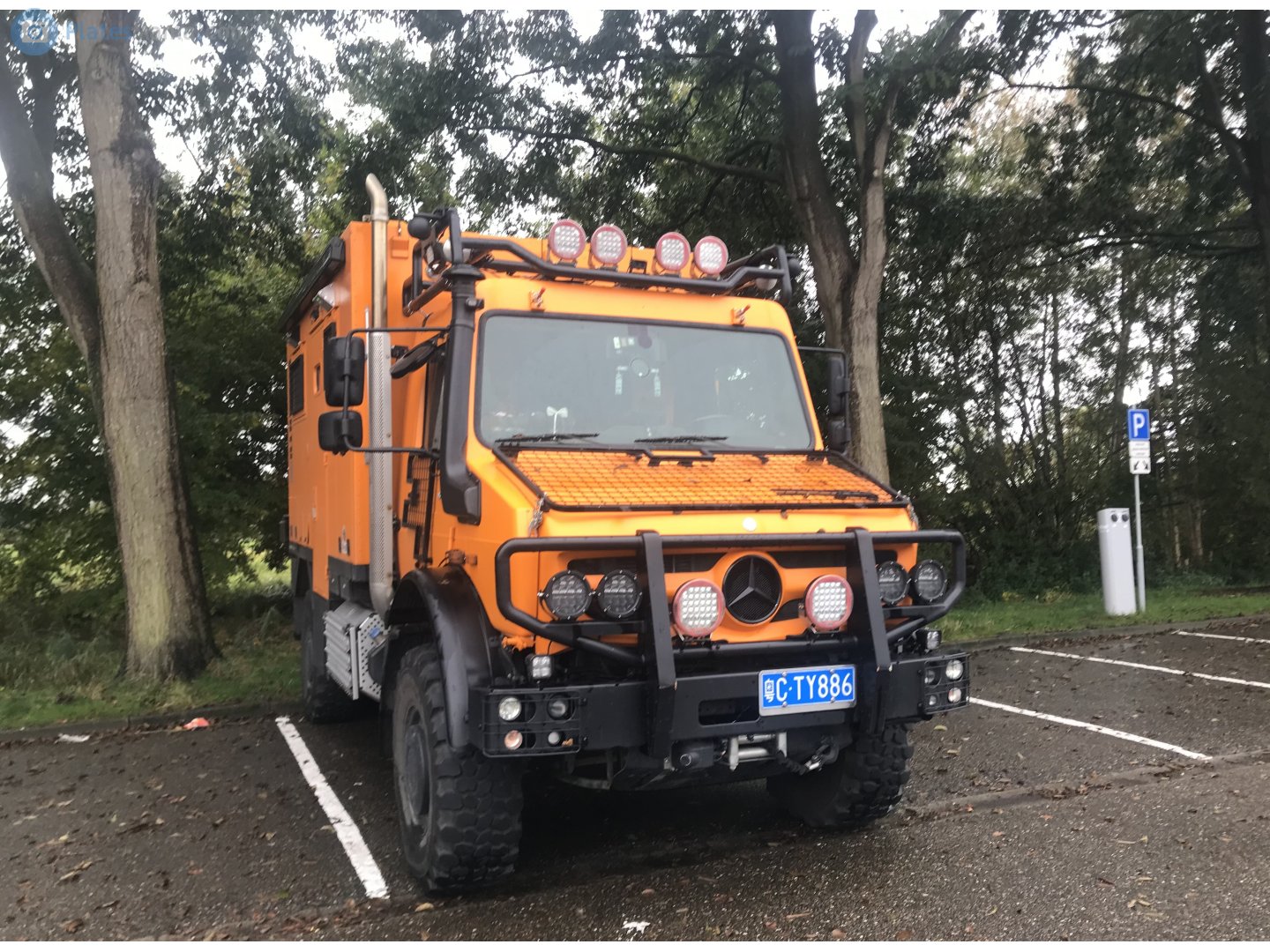 粤C·TY886, Mercedes-Benz Unimog 437.4 Heavy Series, facelift, 2013­–