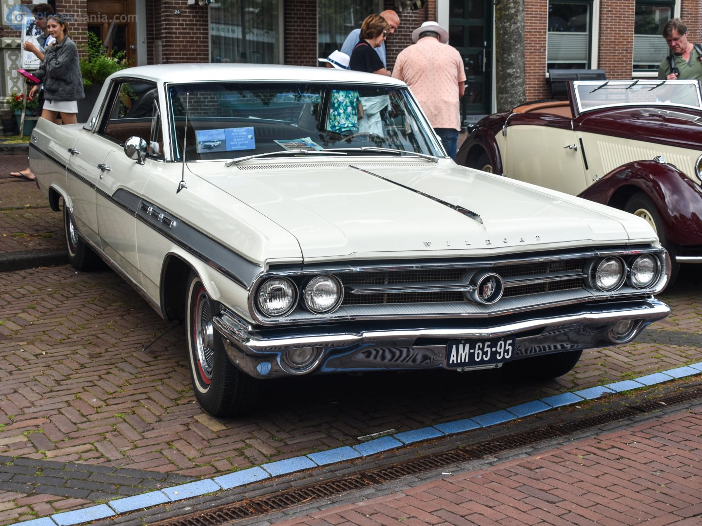 AM-65-95, Buick Wildcat 1st gen 1963 4-door Hardtop (4639; B-body), 1962–1963