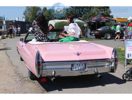 TO-VEGAS, Cadillac DeVille