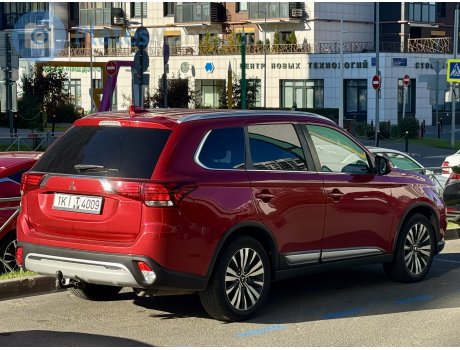 1KI T 4009, Mitsubishi Outlander