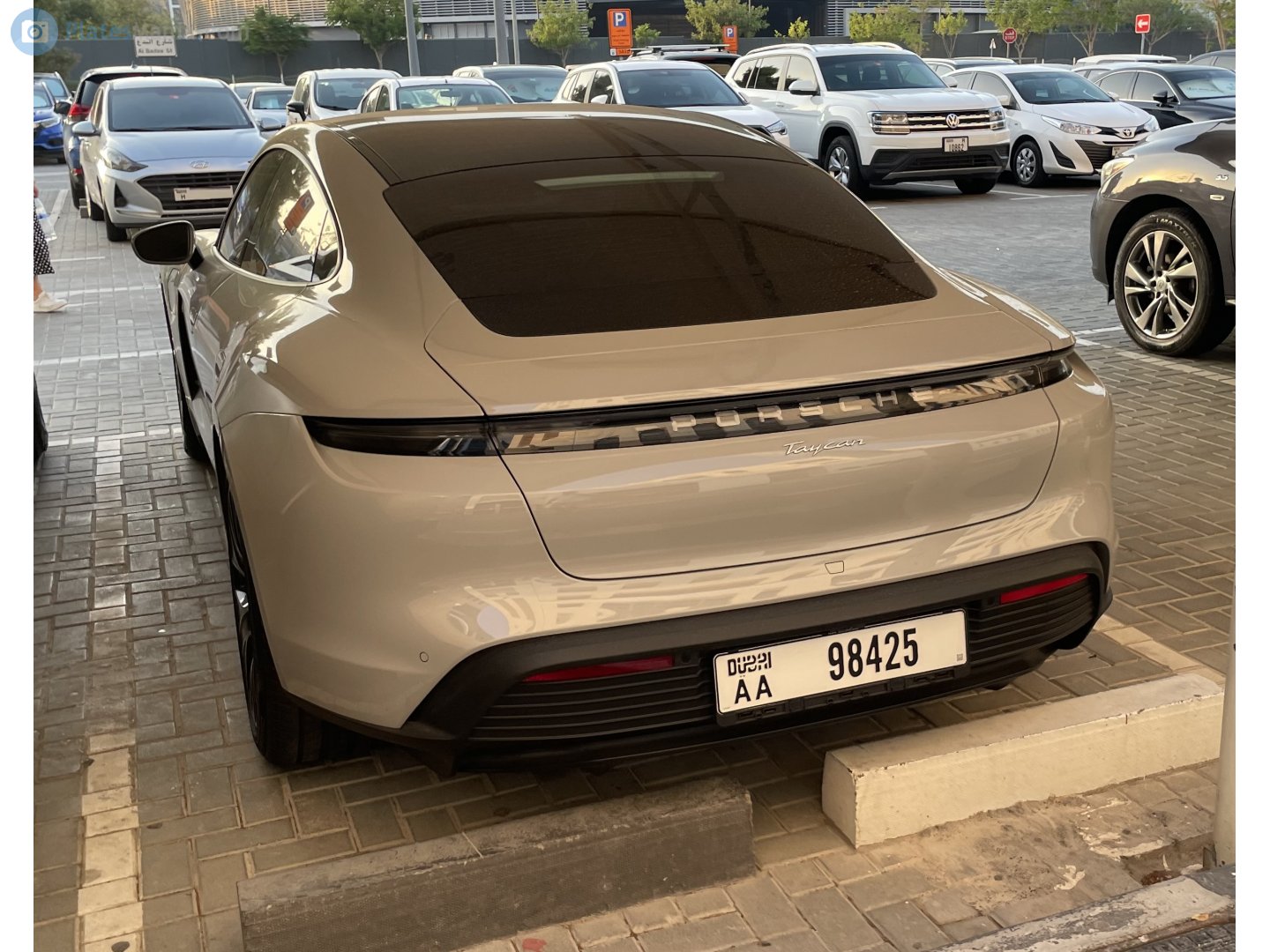 AA 98425, Porsche Taycan 1st gen Sedan (9J1), 2019–2024