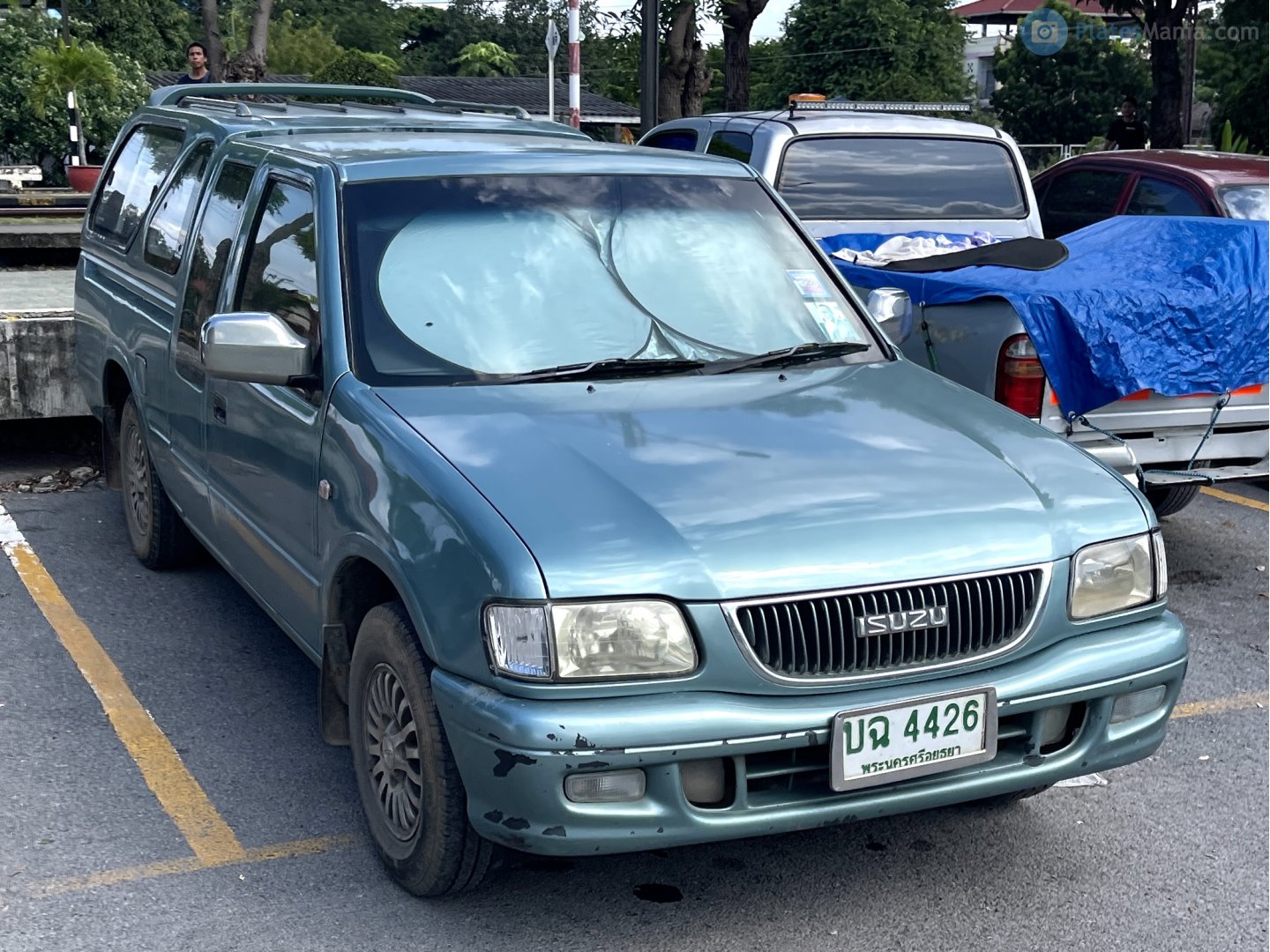 บฉ 4426, Isuzu Dragon Power 1st gen (TF; TH-market), 2000–2002