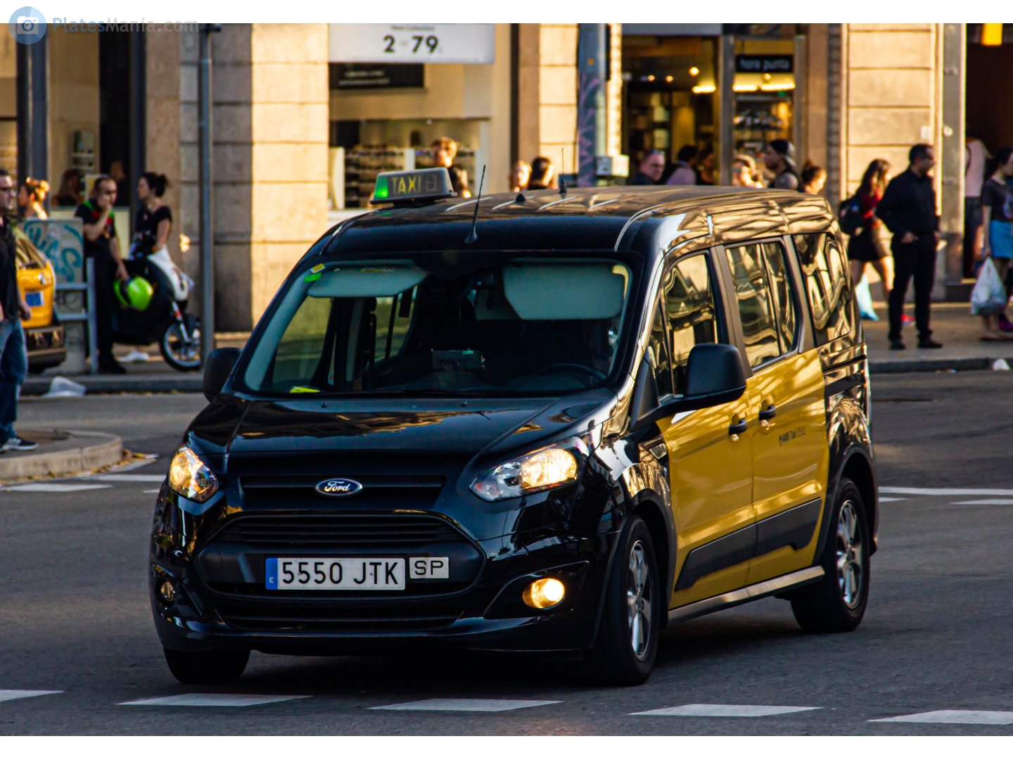 5550 JTK, Ford Tourneo Connect 2nd gen (V408), 2013–2022