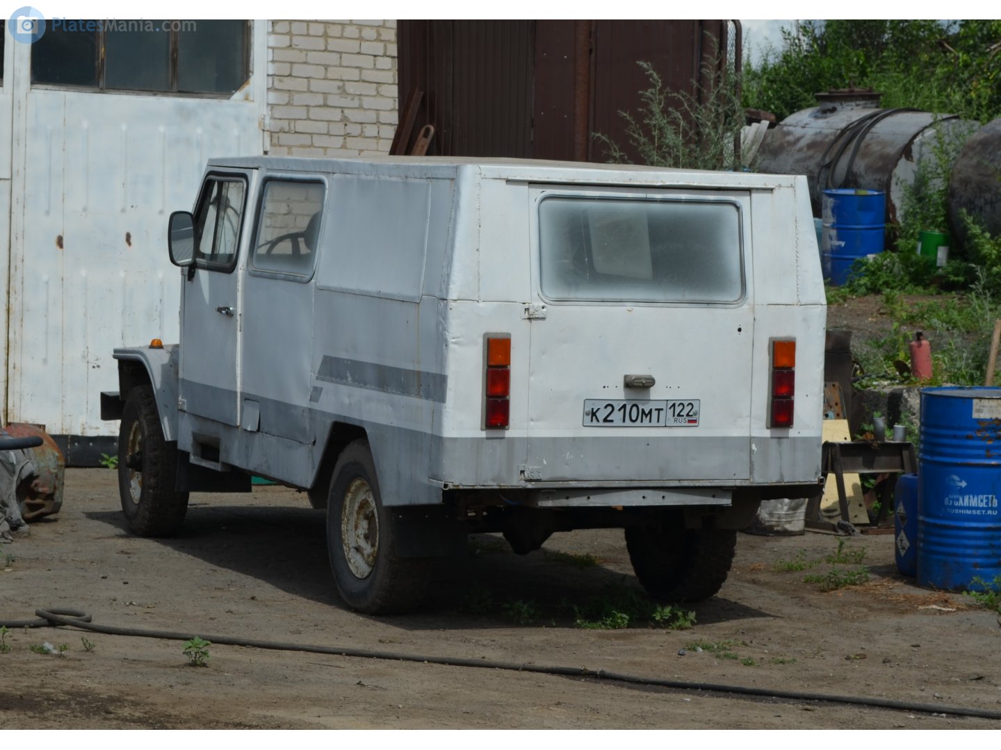 к 210 мт 122, Home-made vehicle 