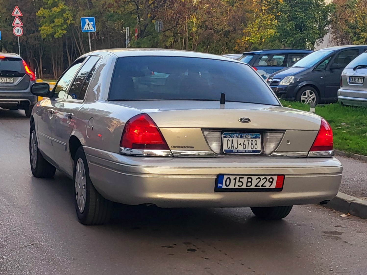 CAJ-6788, Ford Crown Victoria 2nd gen (EN114), 1997–2012