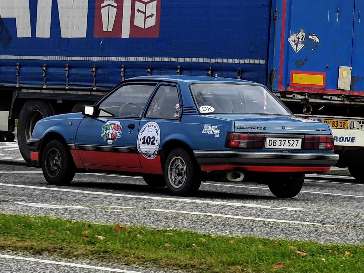 DB 37527, Opel Ascona 3rd gen 2-door Sedan (C), 1981–1988