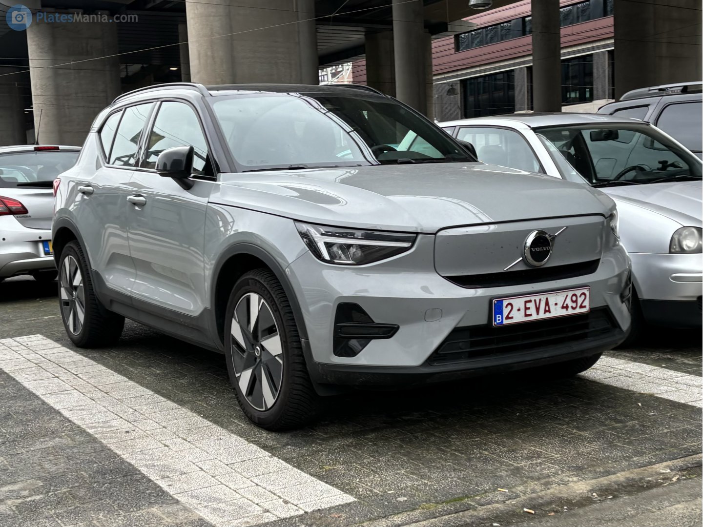 2-EVA-492, Volvo XC40 / EX40 1st gen (536), 2017–