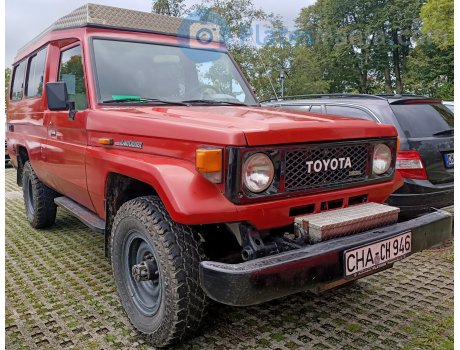 CHA CH 946, Toyota Land Cruiser