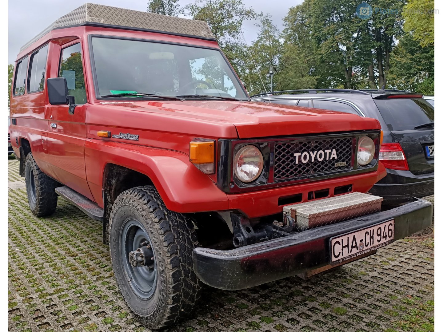 CHA CH 946, Toyota Land Cruiser 70 3-door Troop Carrier (J75/J78), 1984–2007