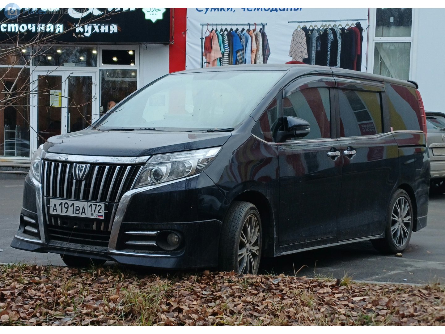 а 191 ва 172, Toyota Esquire 1st gen (R80), 2014–2017