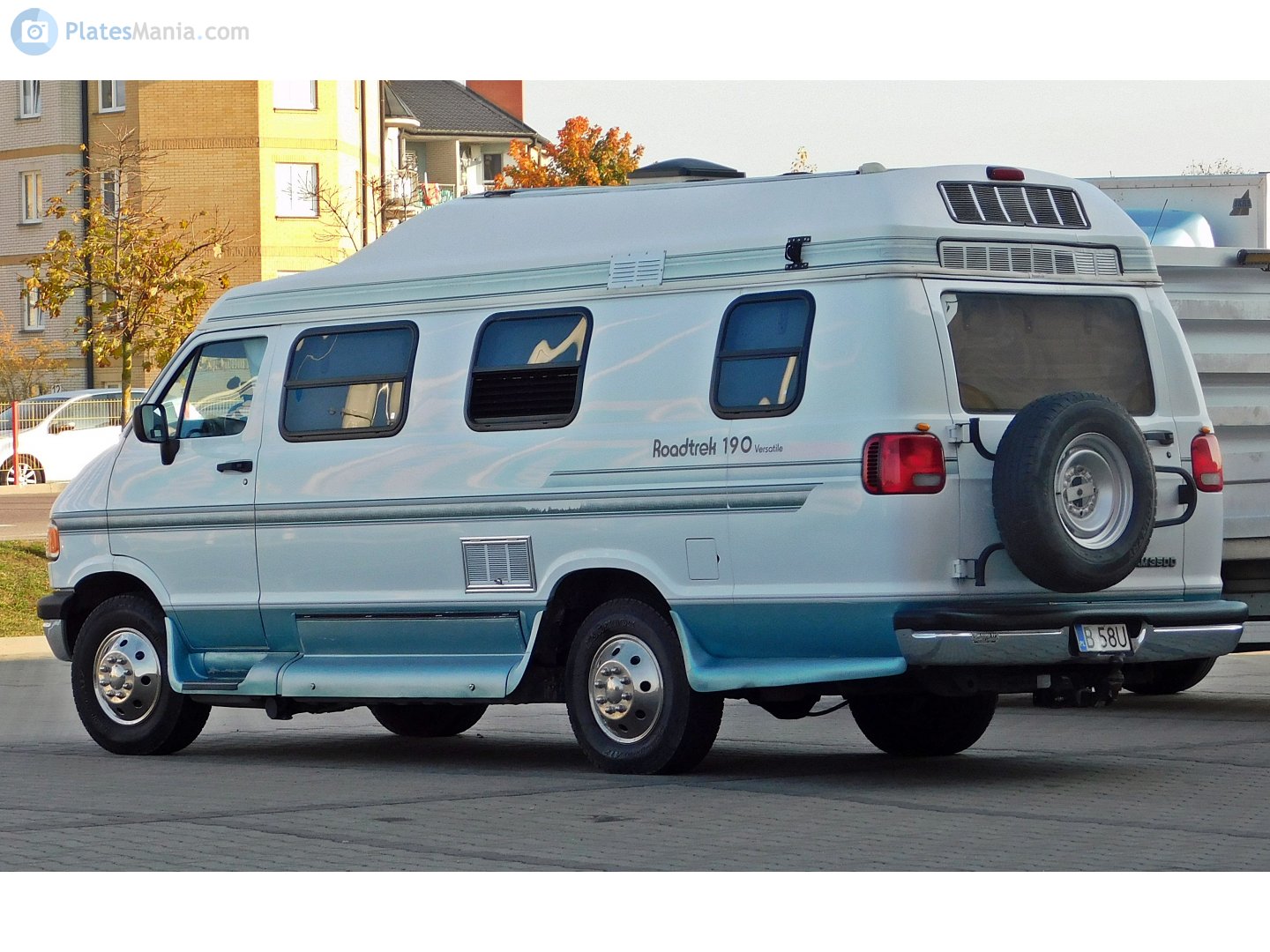 B 58U, Roadtrek Versatile 