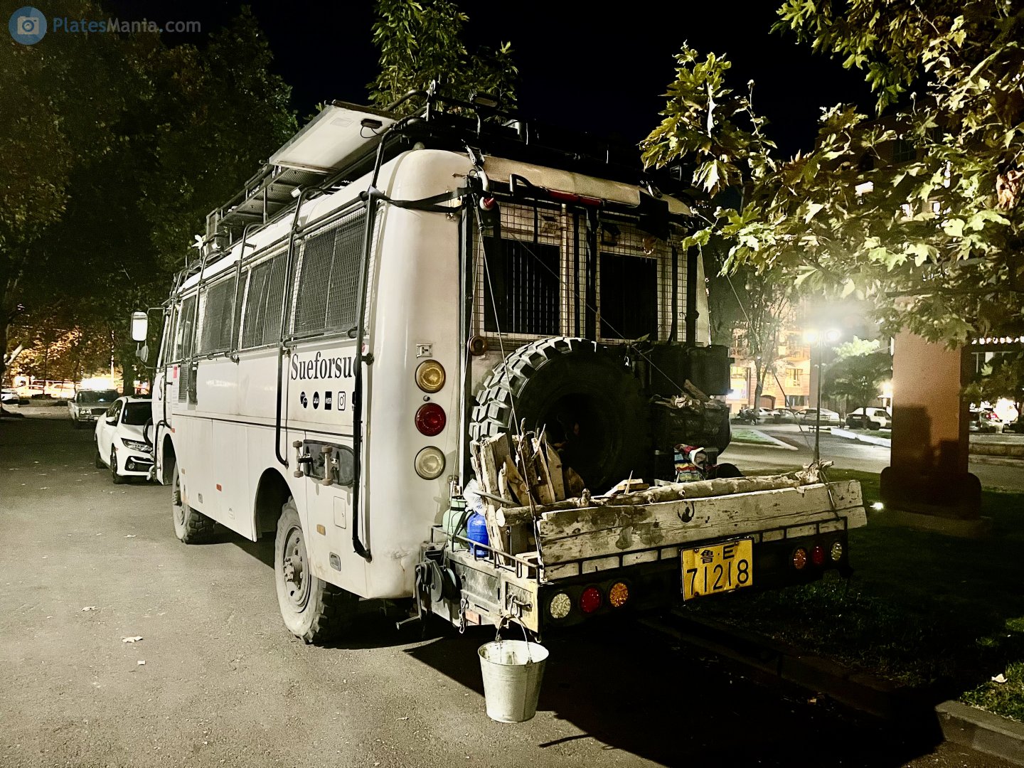 鲁E·71218, Trucks and buses 