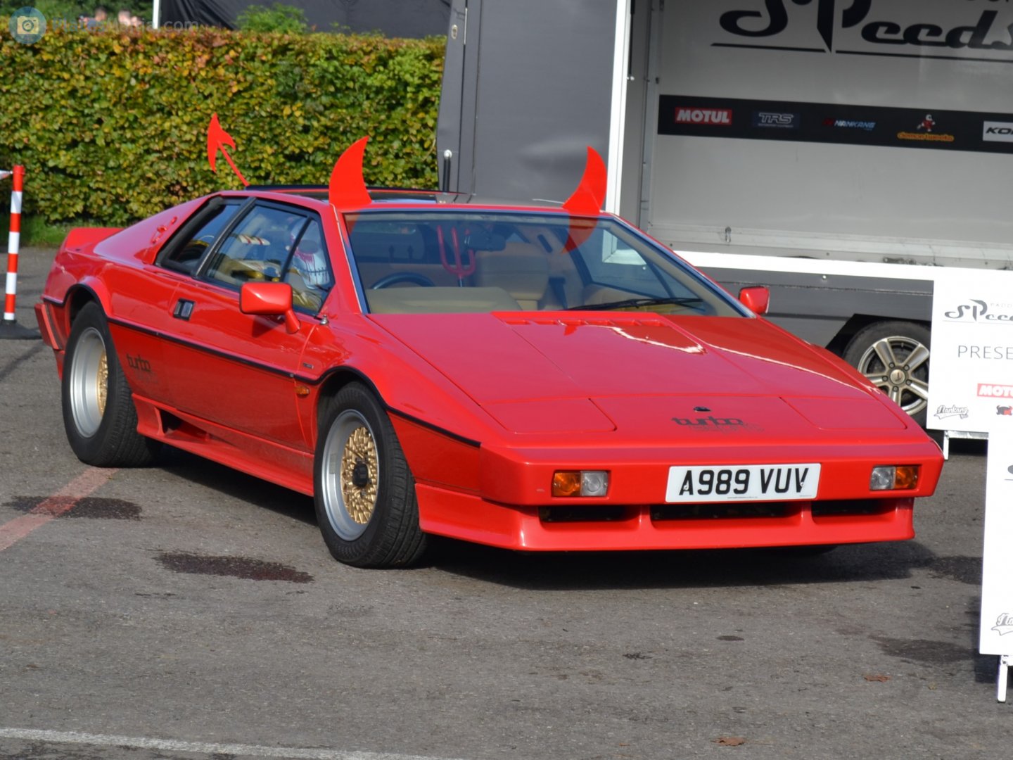 A989VUV, Lotus Esprit 