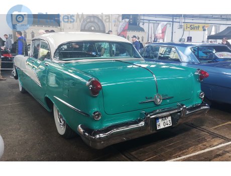 AA H 043, Oldsmobile 88