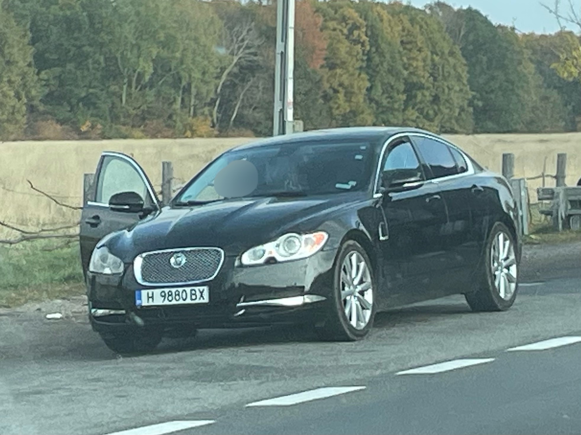 H 9880 BX, Jaguar XF 1st gen Sedan (X250), 2007–2011