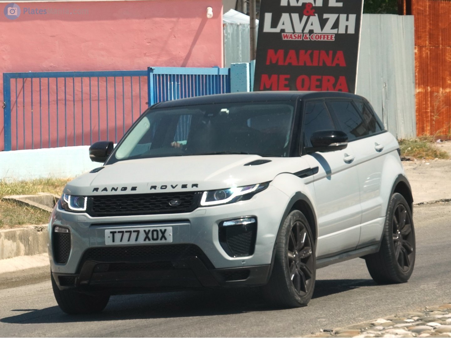 T777XOX, Land Rover Range Rover Evoque 1st gen 5-door SUV (L538), 2011–2019