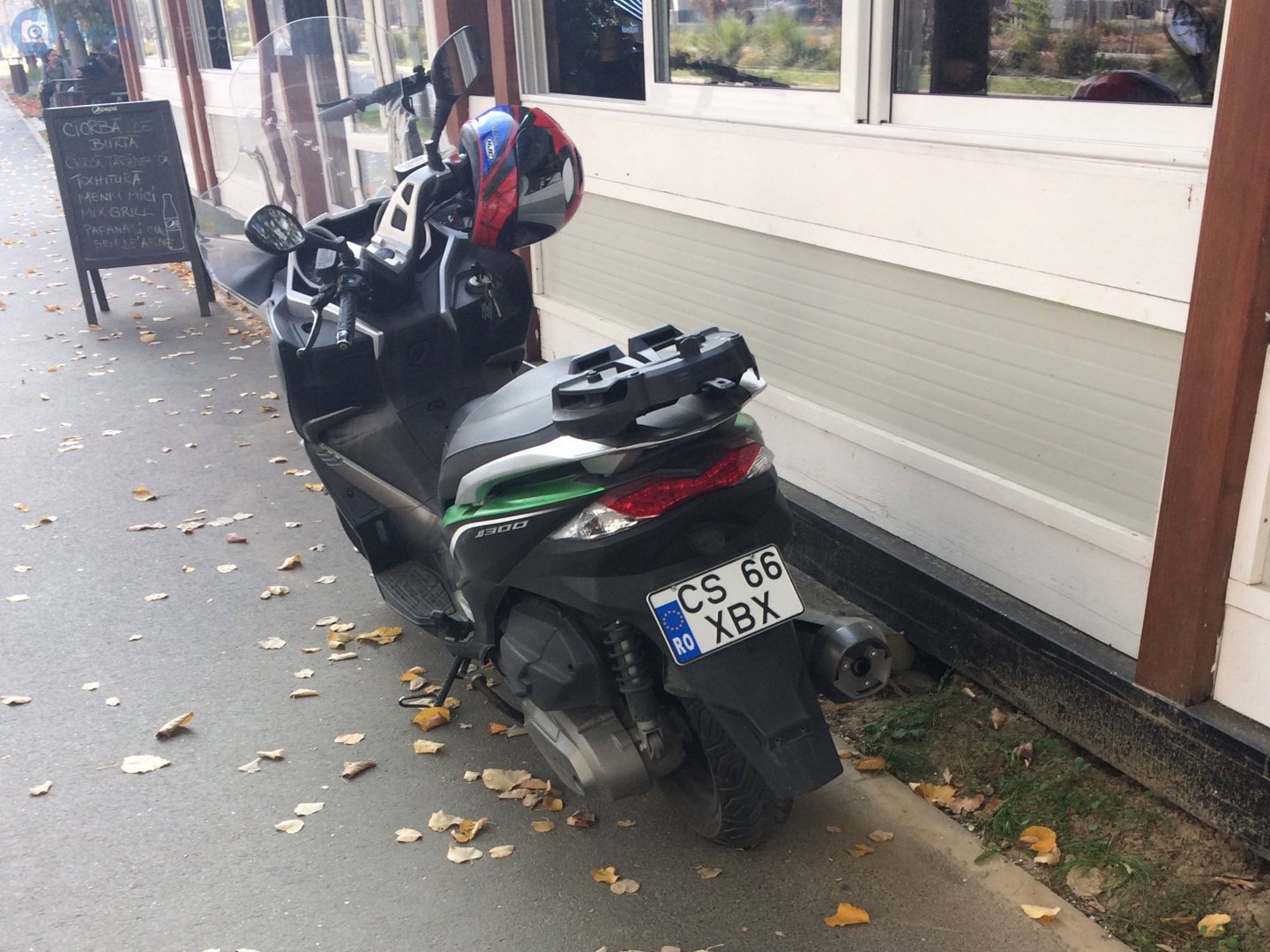 CS 66 XBX, Kawasaki J300 