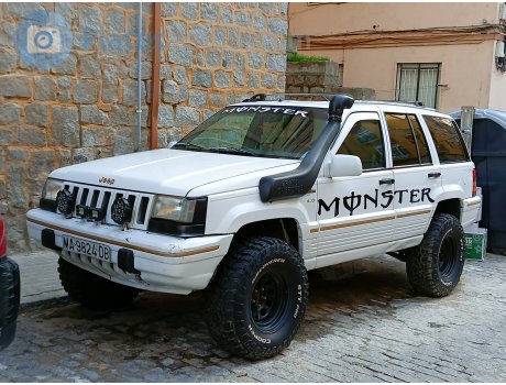 MA 9824 DB, Jeep Grand Cherokee