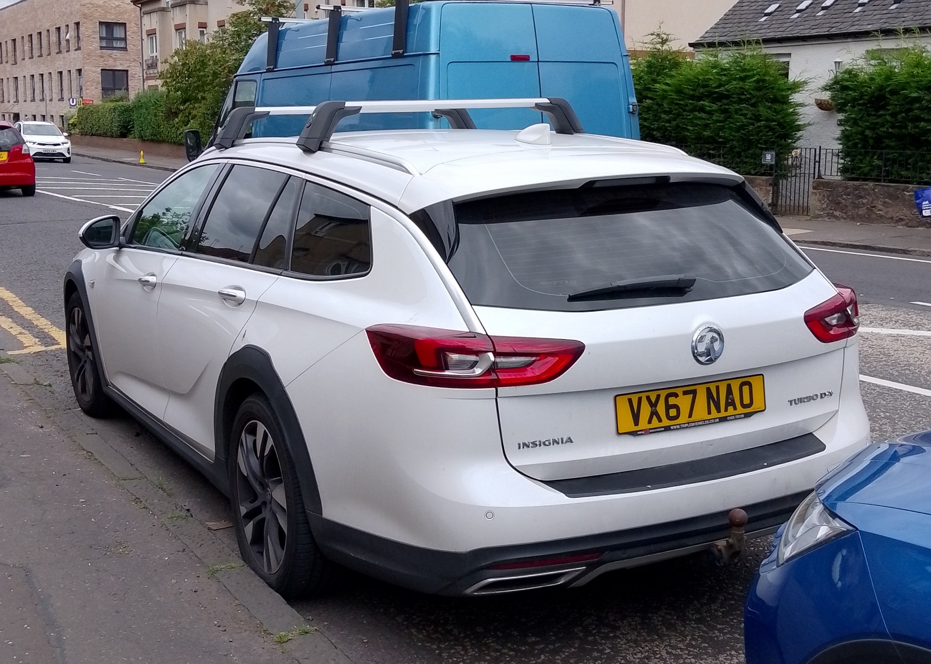 VX67NAO, Vauxhall Insignia 2nd gen Country Tourer (Z18), 2017–2019