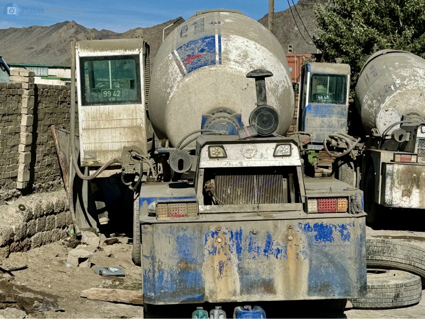 9942 УР, Special vehicles 