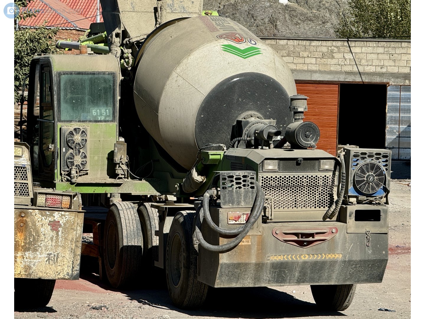 6151 УР, Special vehicles 