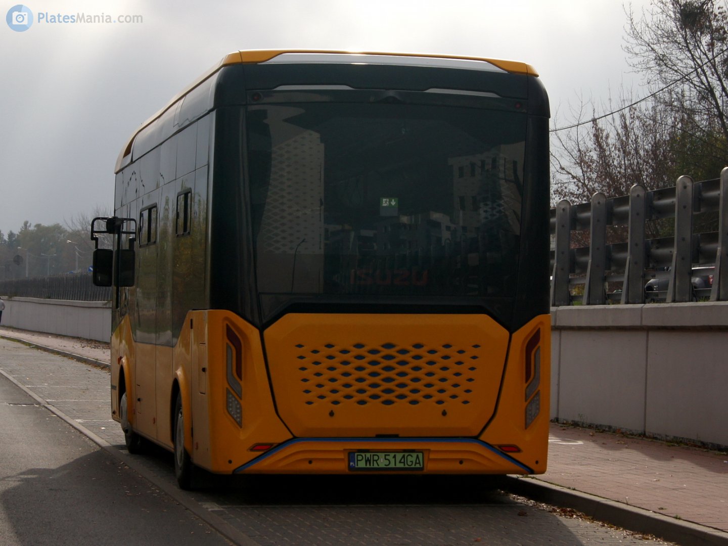 PWR 514GA, Isuzu Novociti Volt 